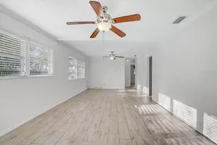 345 S Tuttle Ave, Sarasota, FL 34237 - Photo 7