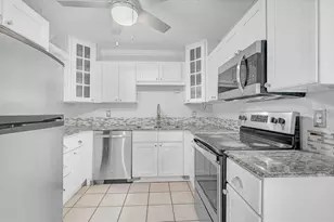 345 S Tuttle Ave, Sarasota, FL 34237 - Photo 3