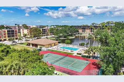 5775 Park Street N #410, Saint Petersburg, FL 33709 - Photo 37
