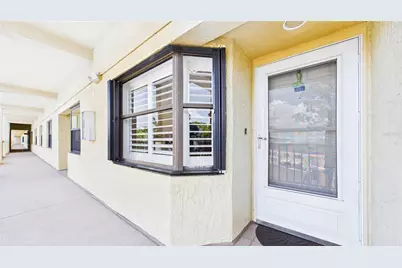 5775 Park Street N #410, Saint Petersburg, FL 33709 - Photo 3