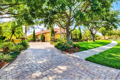 7365 S Serenoa Drive, Sarasota, FL 34241 - Photo 3