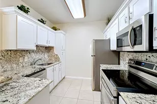 4802 51st Street W, Bradenton, FL 34210 - Photo 13