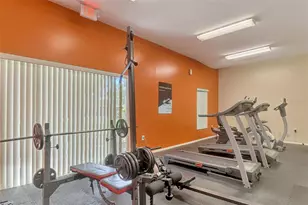 3360 Ramblewood Dr S, Sarasota, FL 34237 - Photo 43