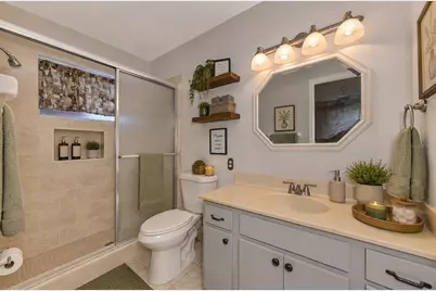 3360 Ramblewood Drive S #8, Sarasota, FL 34237 - Photo 23