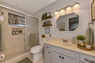 3360 Ramblewood Dr S, Sarasota, FL 34237 - Photo 23