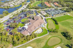 9300 Clubside Cir, Sarasota, FL 34238 - Photo 11