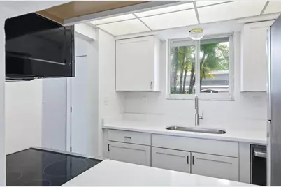 769 John Ringling Boulevard #4, Sarasota, FL 34236 - Photo 11