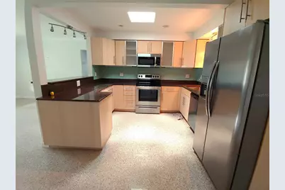 5015 Eastchester Drive, Sarasota, FL 34234 - Photo 5
