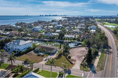 500 Outrigger Lane, Longboat Key, FL 34228 - Photo 3
