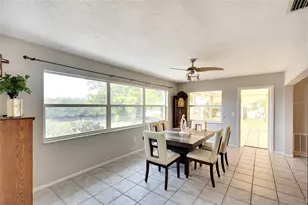 3810 Joyce Dr, Bradenton, FL 34208 - Photo 15
