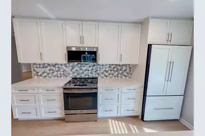 3038 Ringwood Meadow #20, Sarasota, FL 34235 - Photo 3
