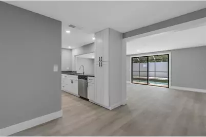 4645 Hunter Ridge Drive, Sarasota, FL 34233 - Photo 21