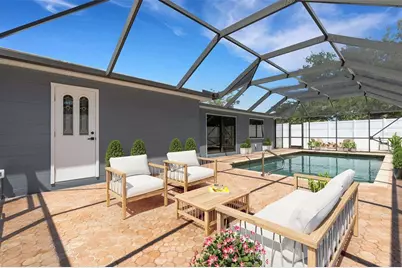 4645 Hunter Ridge Drive, Sarasota, FL 34233 - Photo 13
