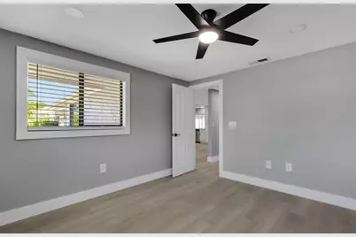 4645 Hunter Ridge Drive, Sarasota, FL 34233 - Photo 53