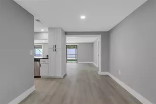 4645 Hunter Ridge Dr, Sarasota, FL 34233 - Photo 19