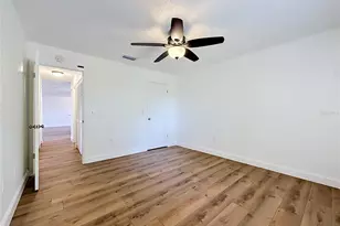2188 Corinne Ct S, Saint Petersburg, FL 33712 - Photo 27