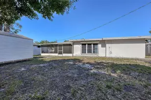 4131 Prudence Dr, Sarasota, FL 34235 - Photo 37