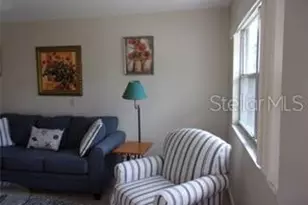1811 Bedford Ln, Sun City Center, FL 33573 - Photo 5
