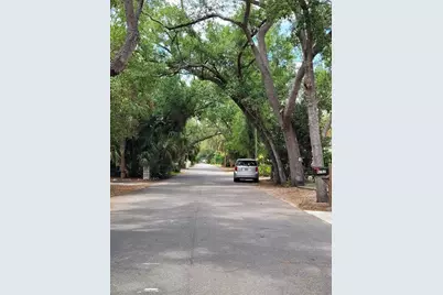 4779 Garcia Avenue, Sarasota, FL 34233 - Photo 5
