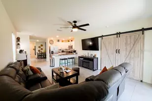 17014 Blister Wing Dr, Wimauma, FL 33598 - Photo 9
