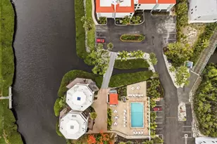 3705 E Bay Dr, Holmes Beach, FL 34217 - Photo 7