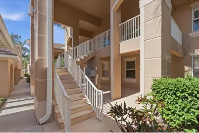 819 Fairwaycove Lane #204, Bradenton, FL 34212 - Photo 3
