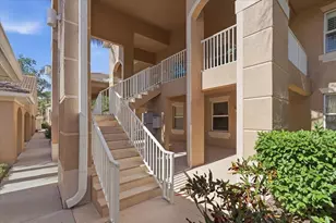 819 Fairwaycove Ln, Bradenton, FL 34212 - Photo 3