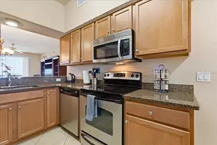 7705 Grand Estuary Trail, Bradenton, FL 34212 - Photo 9