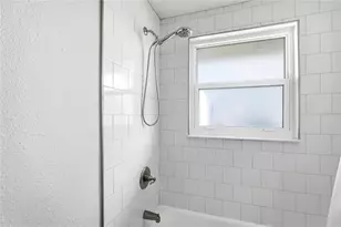 6129 Leeland St S, Saint Petersburg, FL 33715 - Photo 39