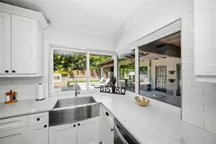 6129 Leeland St S, Saint Petersburg, FL 33715 - Photo 21