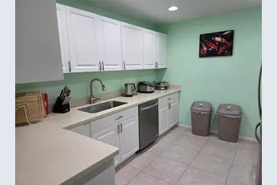 3607 Avenida Madera #B, Bradenton, FL 34210 - Photo 9