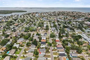 1735 Mississippi Ave NE, Saint Petersburg, FL 33703 - Photo 21