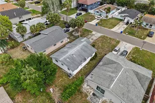 1735 Mississippi Ave NE, Saint Petersburg, FL 33703 - Photo 19