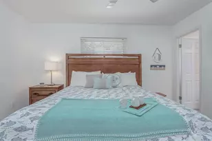 2572 Jefferson Cir, Sarasota, FL 34239 - Photo 31
