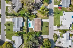 2572 Jefferson Cir, Sarasota, FL 34239 - Photo 63