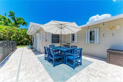 2572 Jefferson Circle, Sarasota, FL 34239 - Photo 55