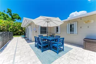 2572 Jefferson Cir, Sarasota, FL 34239 - Photo 55