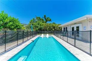 2572 Jefferson Cir, Sarasota, FL 34239 - Photo 49