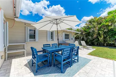 2572 Jefferson Circle, Sarasota, FL 34239 - Photo 45