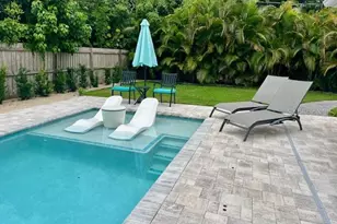 2572 Jefferson Cir, Sarasota, FL 34239 - Photo 51