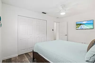 2572 Jefferson Circle, Sarasota, FL 34239 - Photo 39