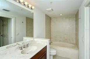 800 N Tamiami Trl, Sarasota, FL 34236 - Photo 25