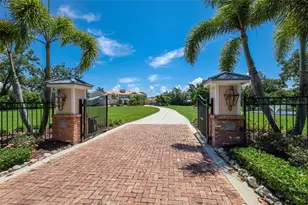 1707 71st St NW, Bradenton, FL 34209 - Photo 3