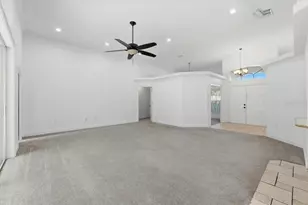 5628 Woodwind Hills Dr, Lakeland, FL 33812 - Photo 7