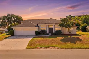5628 Woodwind Hills Dr, Lakeland, FL 33812 - Photo 1