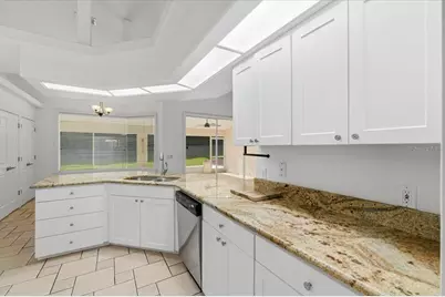 5628 Woodwind Hills Drive, Lakeland, FL 33812 - Photo 11