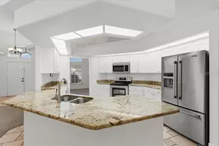 5628 Woodwind Hills Dr, Lakeland, FL 33812 - Photo 13
