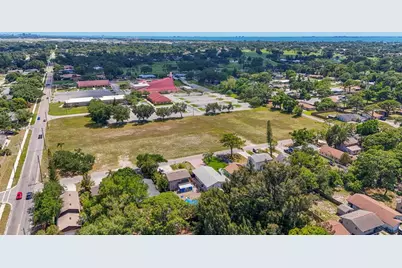 831 Winter Garden Drive, Sarasota, FL 34243 - Photo 61