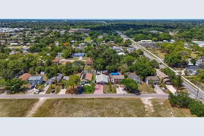 831 Winter Garden Drive, Sarasota, FL 34243 - Photo 57