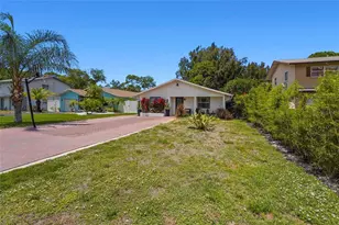 831 Winter Garden Dr, Sarasota, FL 34243 - Photo 23